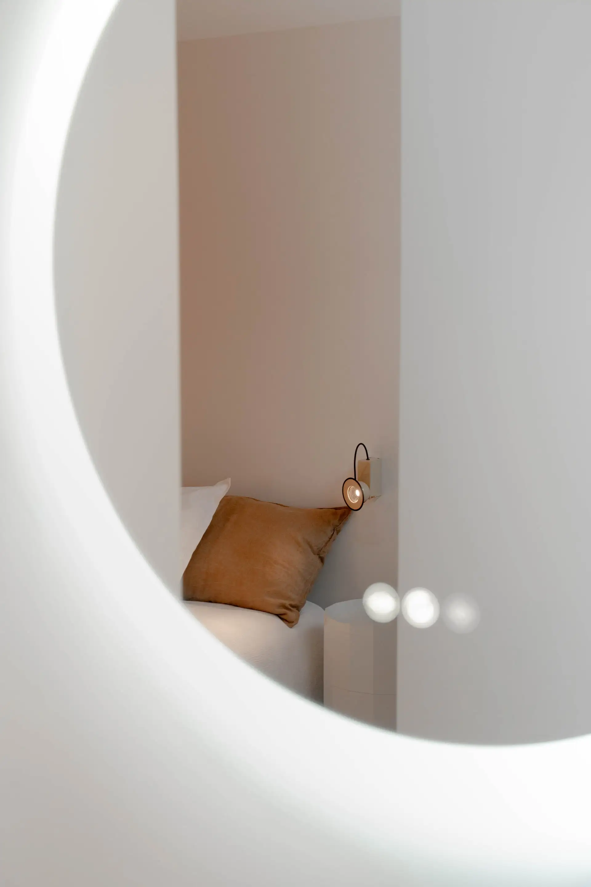 Miroir rond lumineux et applique murale